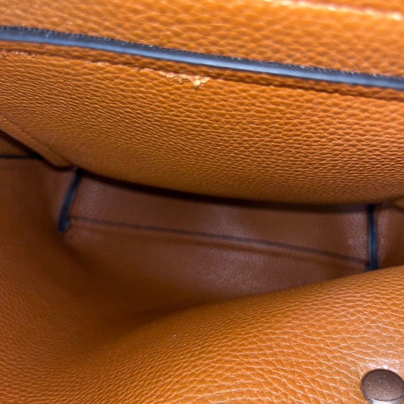 GUESS bucket draw string leather backpack In perfect new condition - Picture 6 of 6